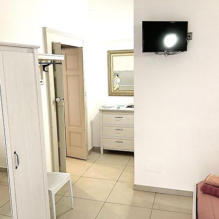 Appartamento Aurora Μπάρι Εξωτερικό φωτογραφία